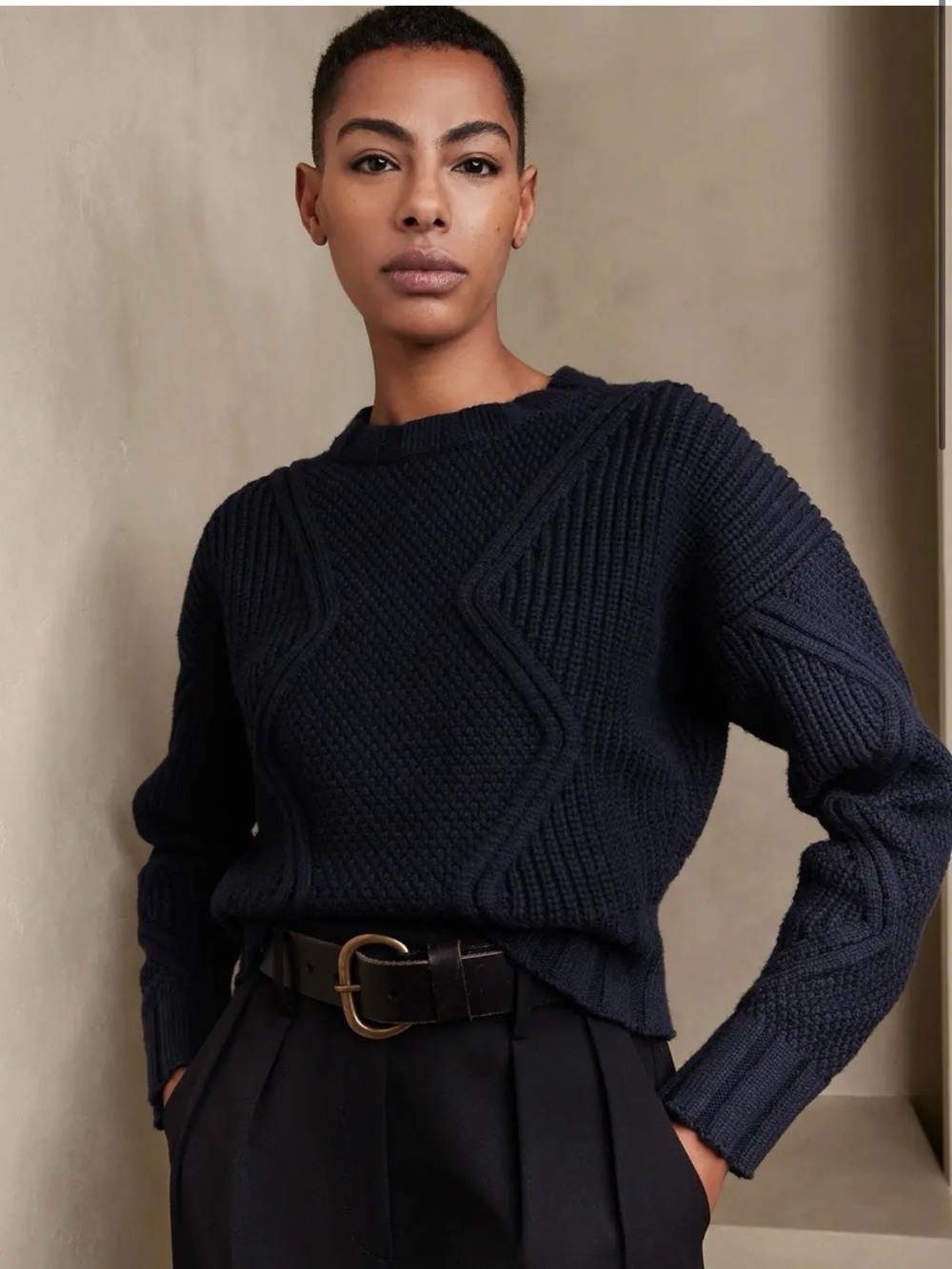 Banana Republic Tavati Geometric Cropped Sweater – Size Medium